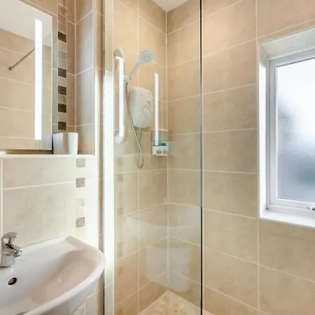 بيت للعطل 3 Bed In Oc-m34454