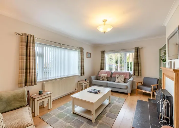 3 Bed In Oc-m34454 Alne